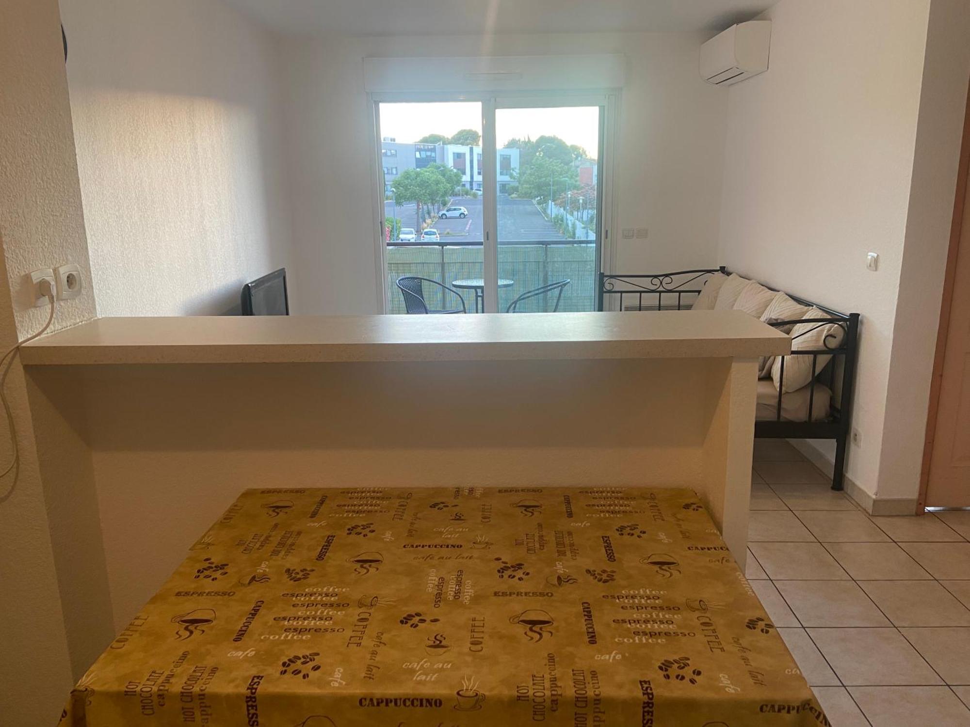 Ferienwohnung Apparemment Lumineux Proche De La Mer Béziers Exterior foto